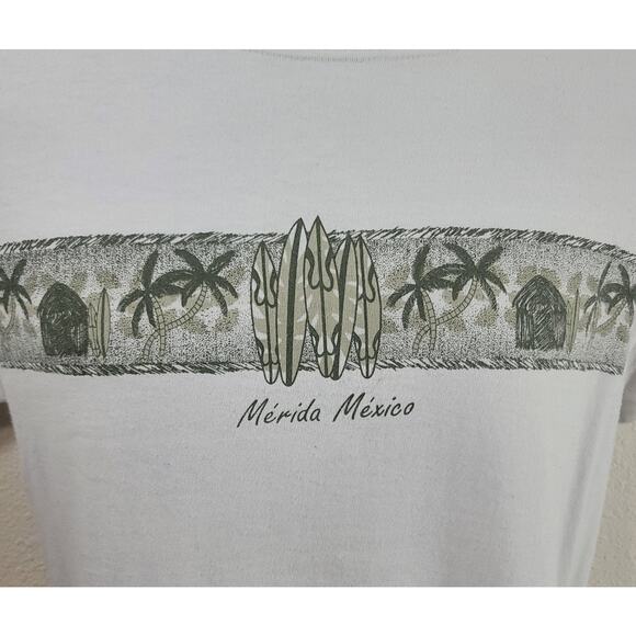 White Green Merida Mexico Surfboard Graphic Print Shirt Small Lightweight Soft - Picture 2 of 4